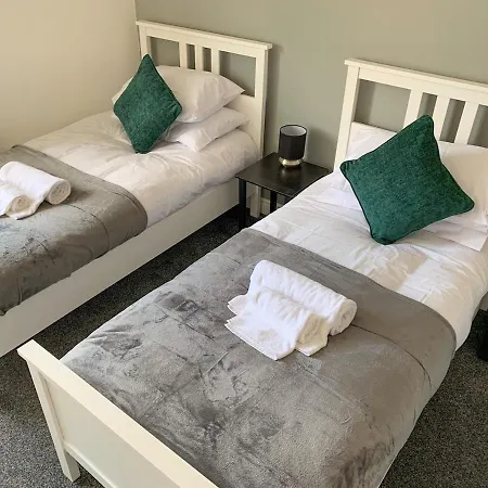 Kensington House Free Parking Sleeps 6 * York